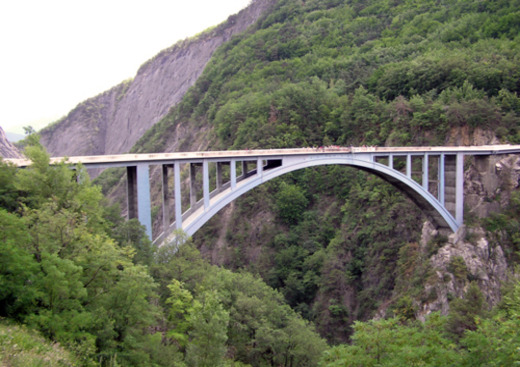 Saut à l'élastique au Pont de Ponsonnas